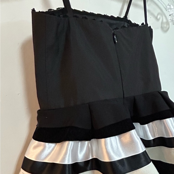 Alice & Olivia Toddler Girls Kids Holiday Silk Dress Size 4 (4T) EUC - Picture 7 of 13